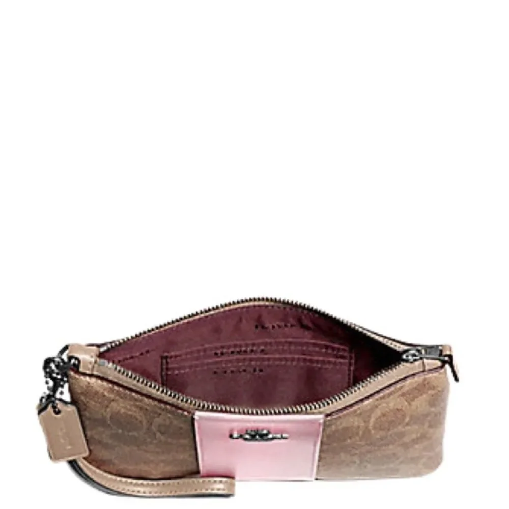 Coach signature coated